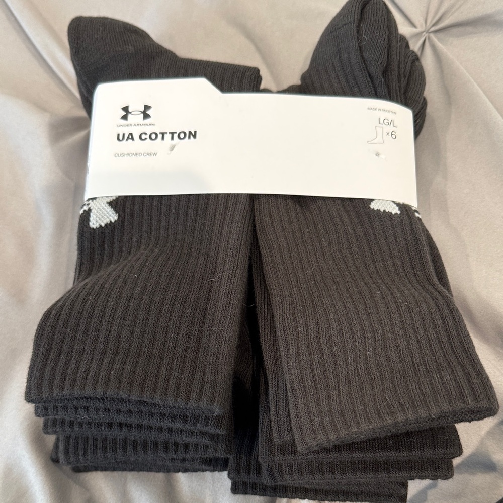 Under Armour Black Crew Socks